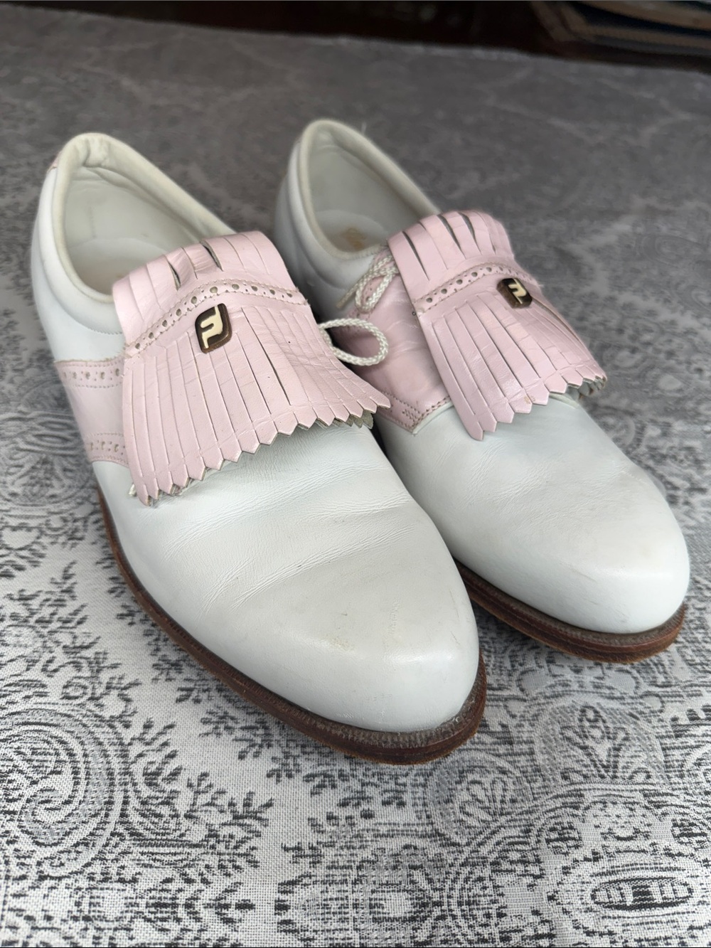 Foot Joy - White & Pink Women's Leather Metal Golf Spikes w/Fringe - 10